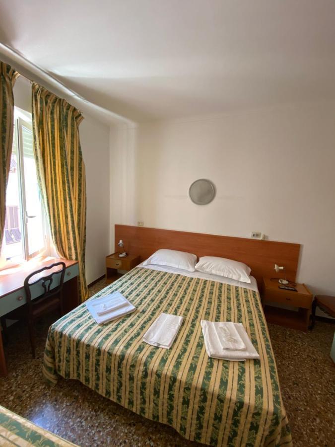 Hotel Primavera Sanremo Exteriér fotografie